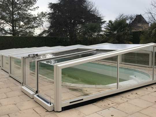 image motorisation abri piscine